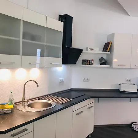 アパート Am Kulturpark - Mit 3 Schlafraeumen Fuer 6 Personen ノイブランデンブルク